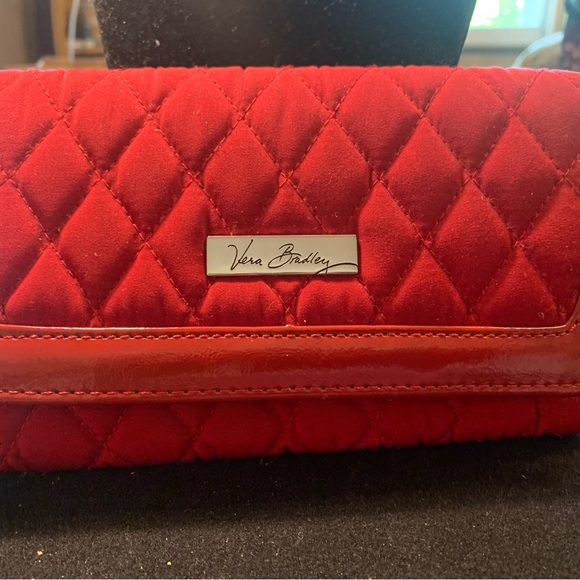 Vera Bradley Quilted Red Nylon and Patent wallet - Picture 3 of 9